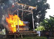 Пир во время кремации - уникальная традиция балийцев